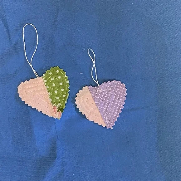 Valentine hearts Little Love Hearts Cottagecore shabby chic decor hand crafted - Picture 2 of 2